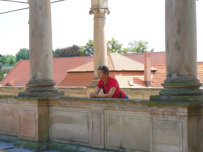 Ze by zase zamecka pani.JPG